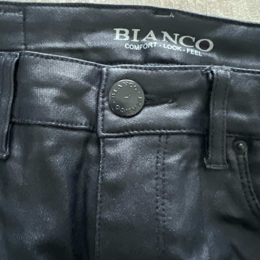 Bianco navy blue stretchy coated Pants